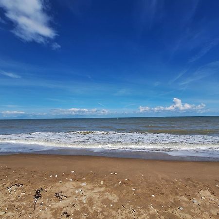 Super Deauville Appartement 2 Pieces Cosy Proche Plage Plein Sud Villers-sur-Mer Exteriér fotografie