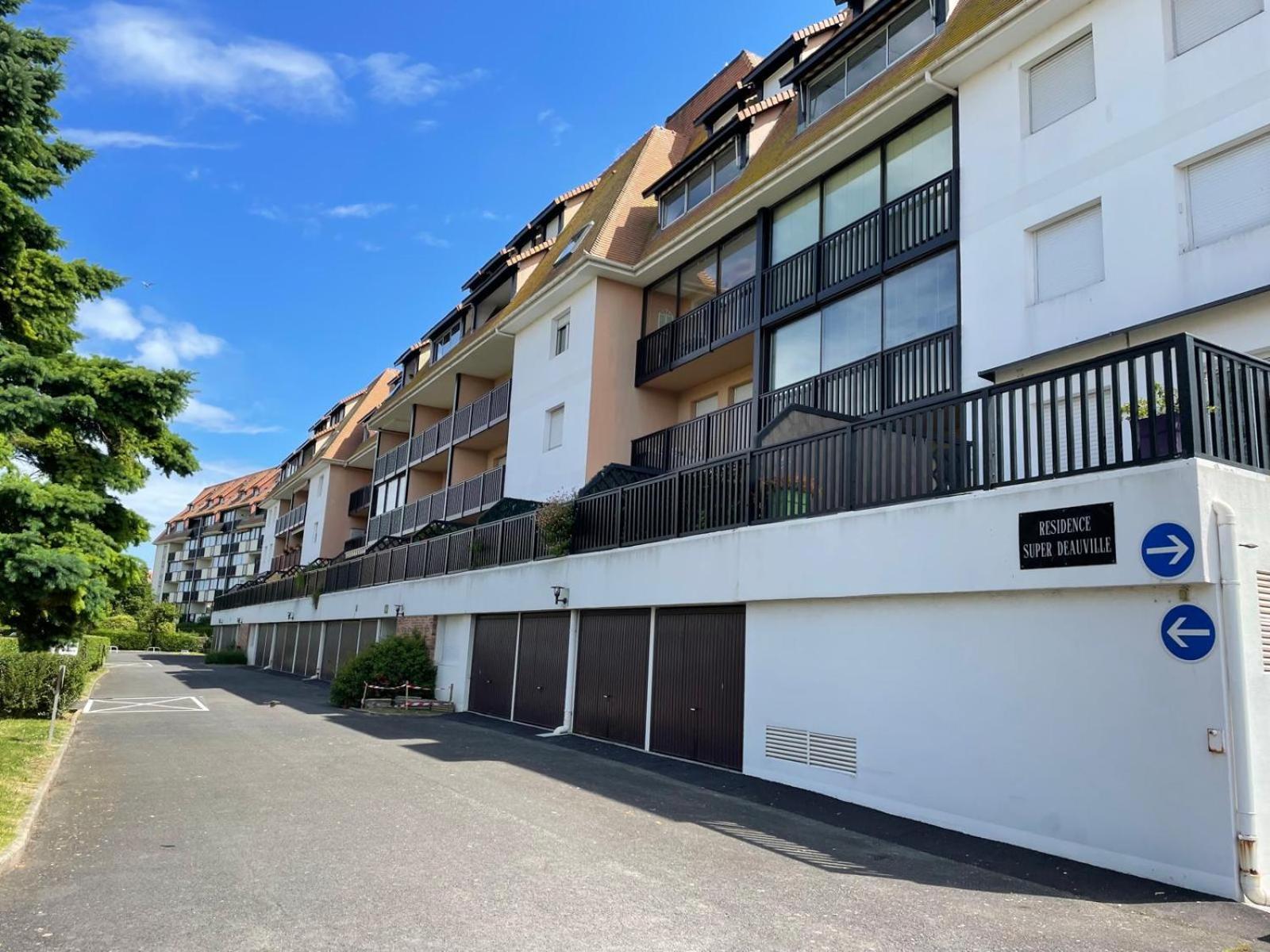 Super Deauville Appartement 2 Pieces Cosy Proche Plage Plein Sud Villers-sur-Mer Exteriér fotografie